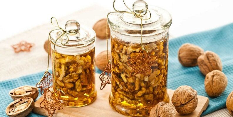 Noten met honing - gezond voedsel dat de mannelijke potentie kan verhogen
